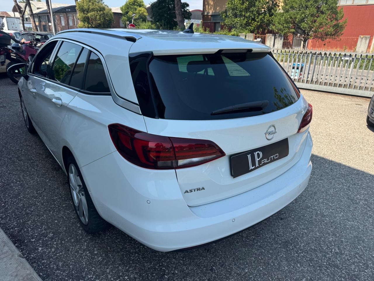 Opel Astra 1.5 CDTI 105 CV S&S Sports Tourer GS Line