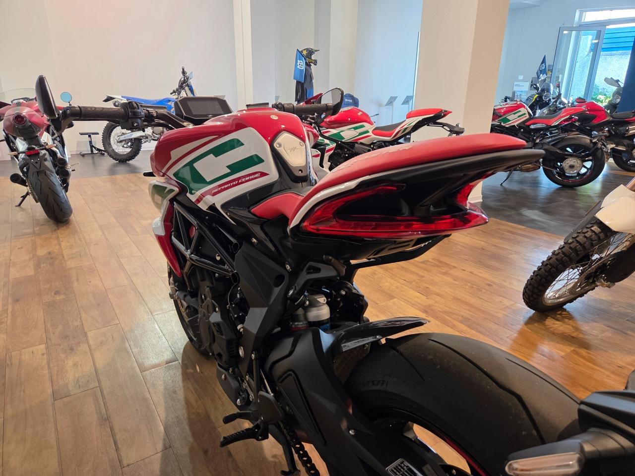 Mv Agusta Dragster 800 RC SCS