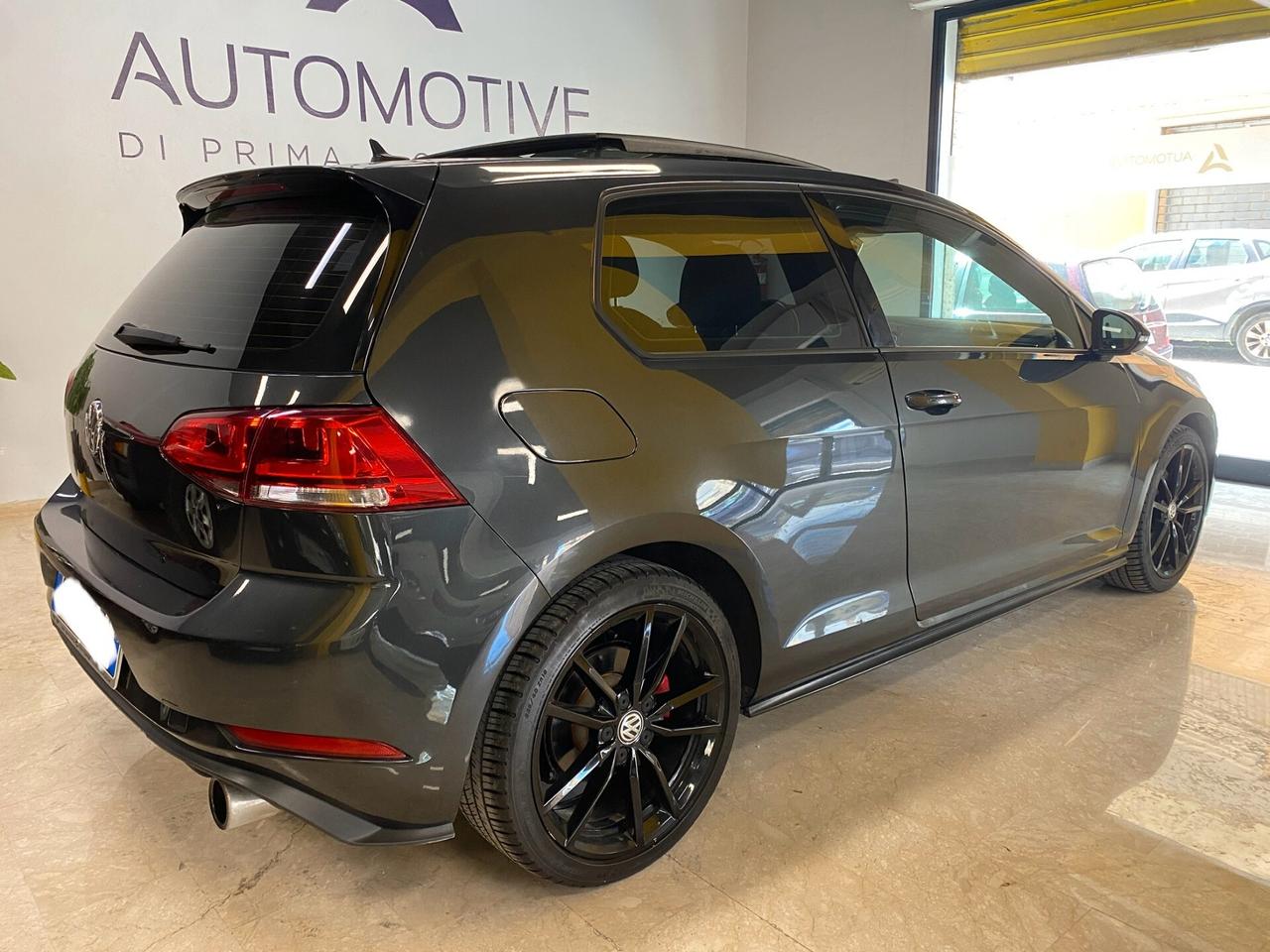 Volkswagen Golf GTI Golf GTI Performance 2.0 TSI 3p. BlueMotion Technology
