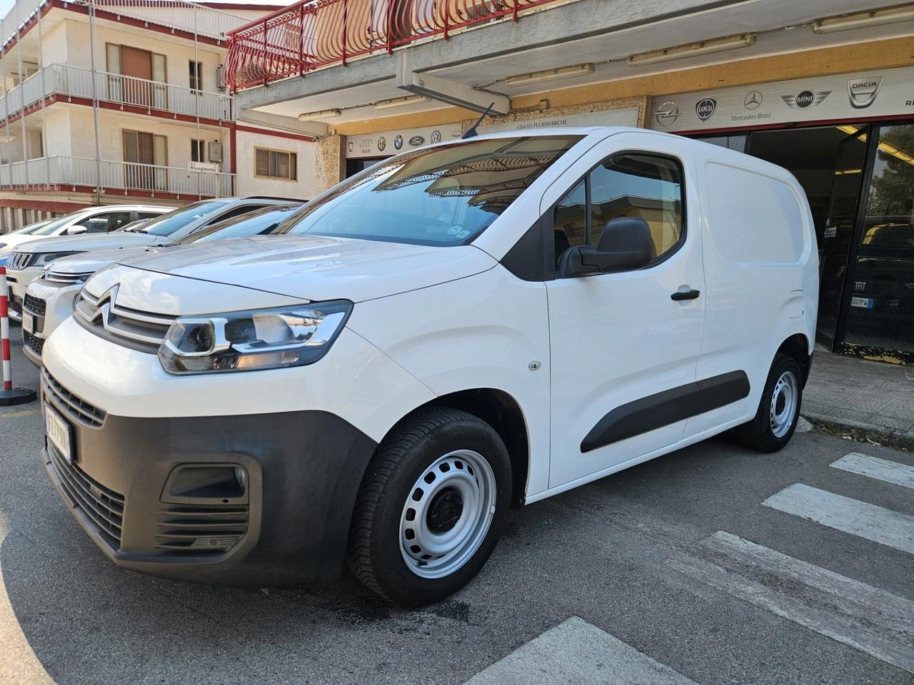 Citroen Berlingo N1 2019 1.5 100CV IVA ESPOSTA 3P.