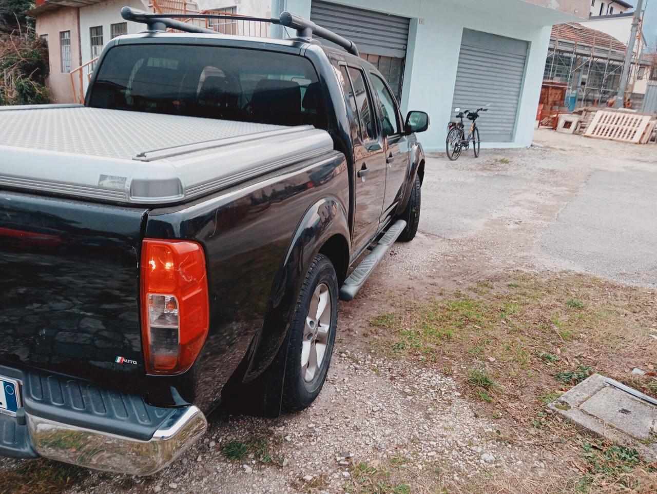 Nissan Navara 2.5 dCi 4 porte Double Cab SE