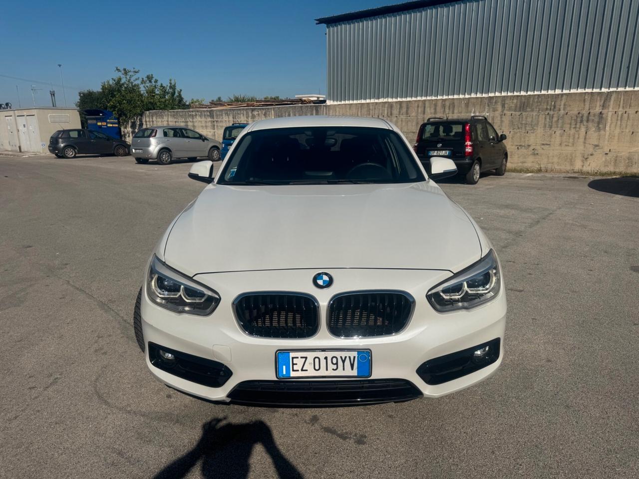 Bmw 118d 5p. Sport Automatico
