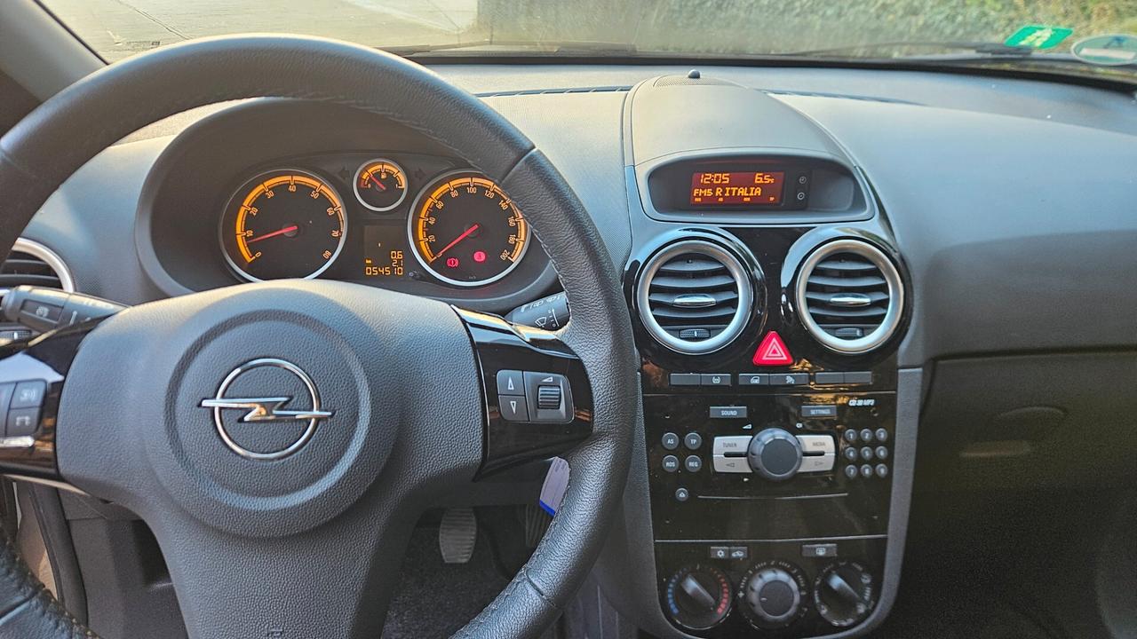 Opel Corsa 1.2 3 porte Edition