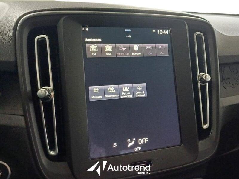 Volvo XC40 T2 129 CV Automatica LED Momentum Core N1 Autocarro