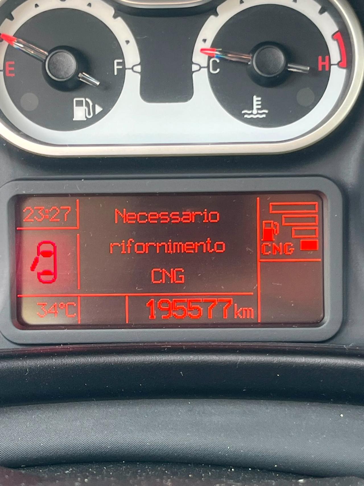 Fiat 500L 0.9 TwinAir Turbo Natural Power Lounge