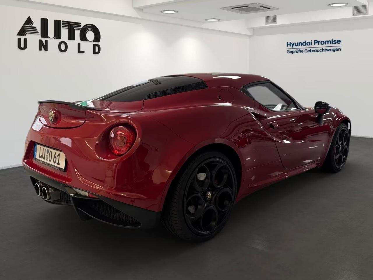 Alfa Romeo 4C 1750 TBi Launch Edition Nr. 295 *Akrapovic