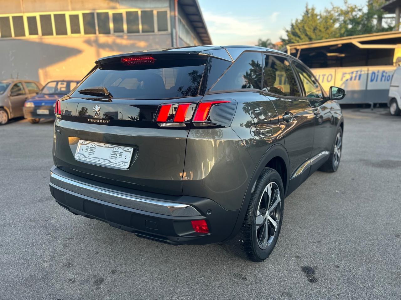 Peugeot 3008 HDi 120Cv Allure