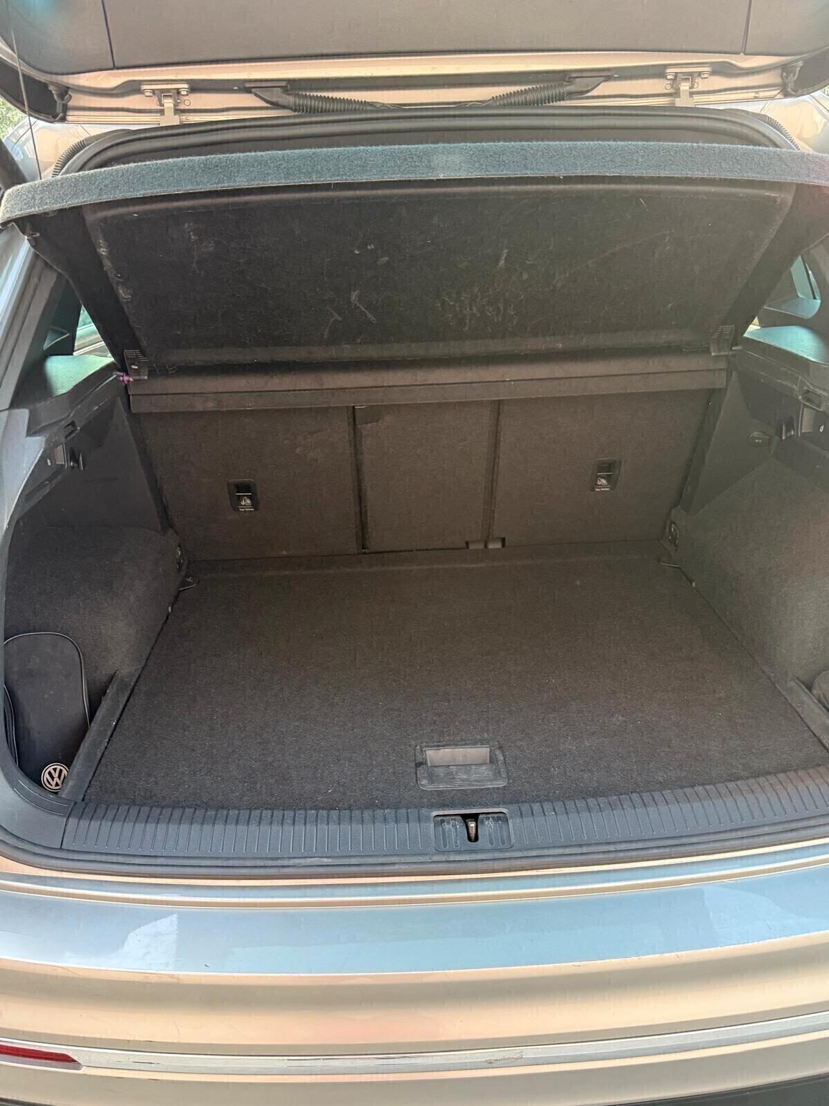 Volkswagen Tiguan 2.0 BiTDI SCR DSG 4MOTION Executive R-Line BMT