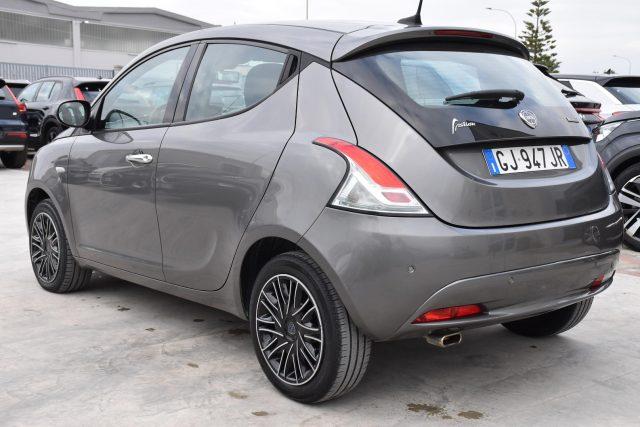 LANCIA Ypsilon 1.0 FireFly 5 porte S&S Hybrid Gold
