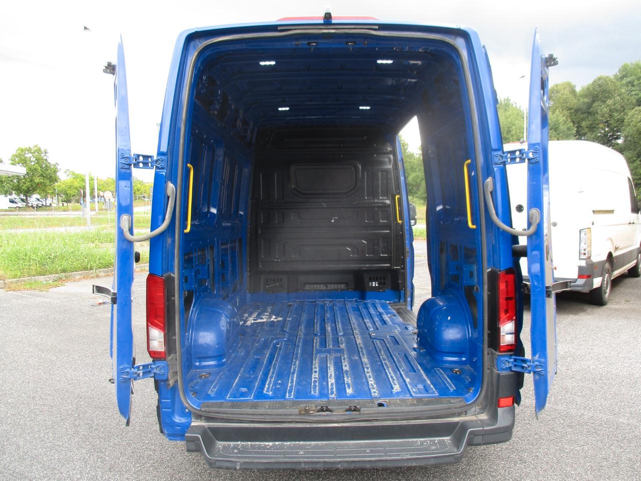 Volkswagen CRAFTER 20 TDI 140 CV PASSO MEDIO TETTO ALTO