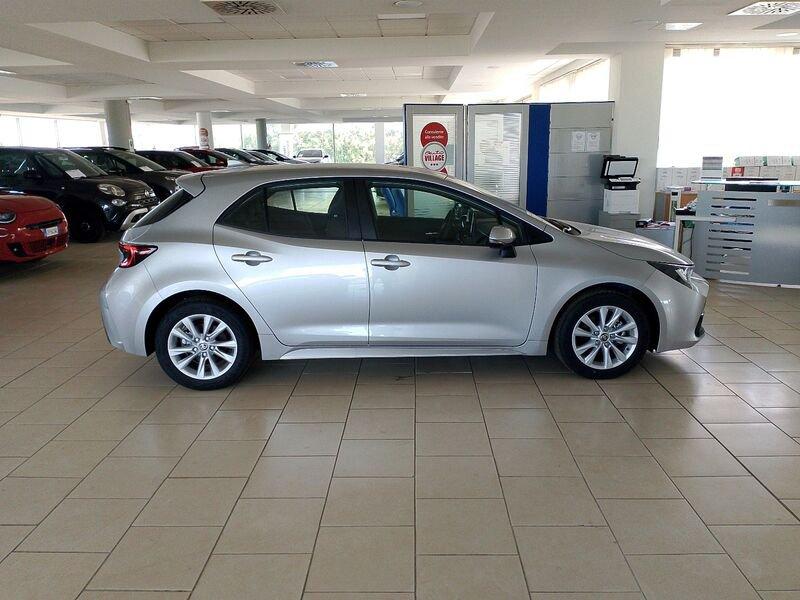 Toyota Corolla 3P - 5P - SW 1.8H HB ACTIVE MY23