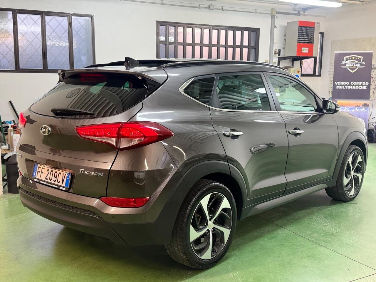 Hyundai Tucson 1.7 FULL OPSIONAL