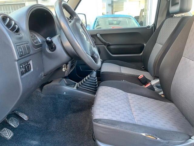 Suzuki Jimny 1.3i 16V cat 4WD JLX