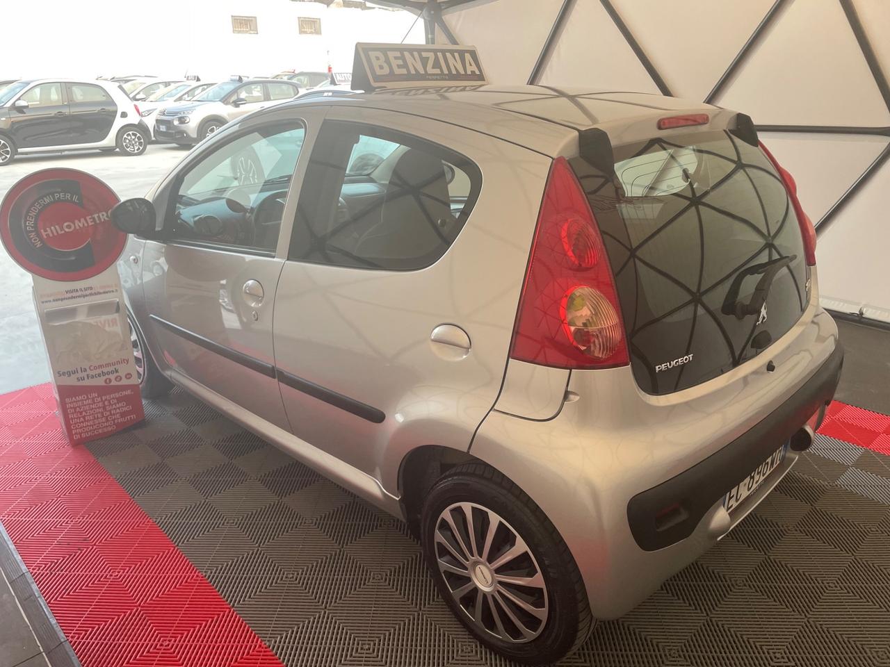 Peugeot 107 1.0 68CV 5p. Desir