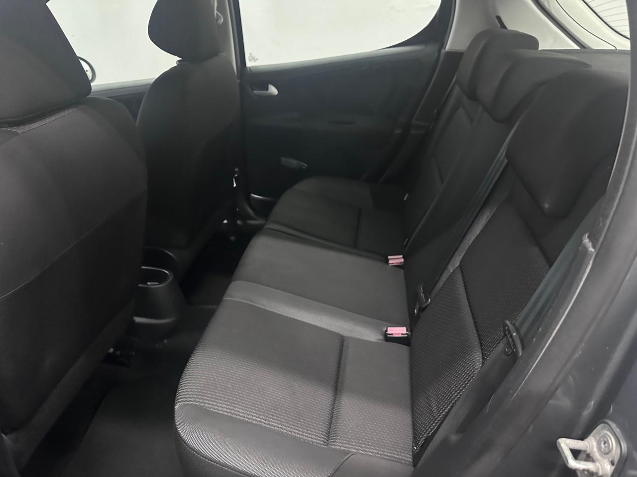 Peugeot 207 1.4 HDi 70CV 5p. Energie Sport 2010