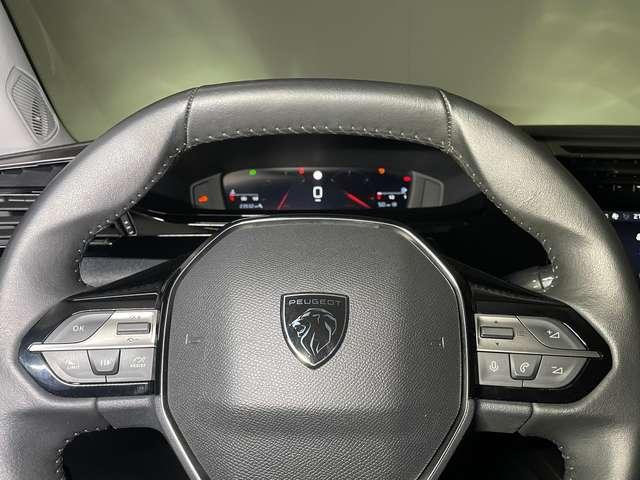 Peugeot 308 1.2 130cv Allure + Key Less + Navi + Telecamera