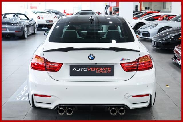 BMW M4 Coupé | M PERFOMANCE | FULL CARBON SPEC