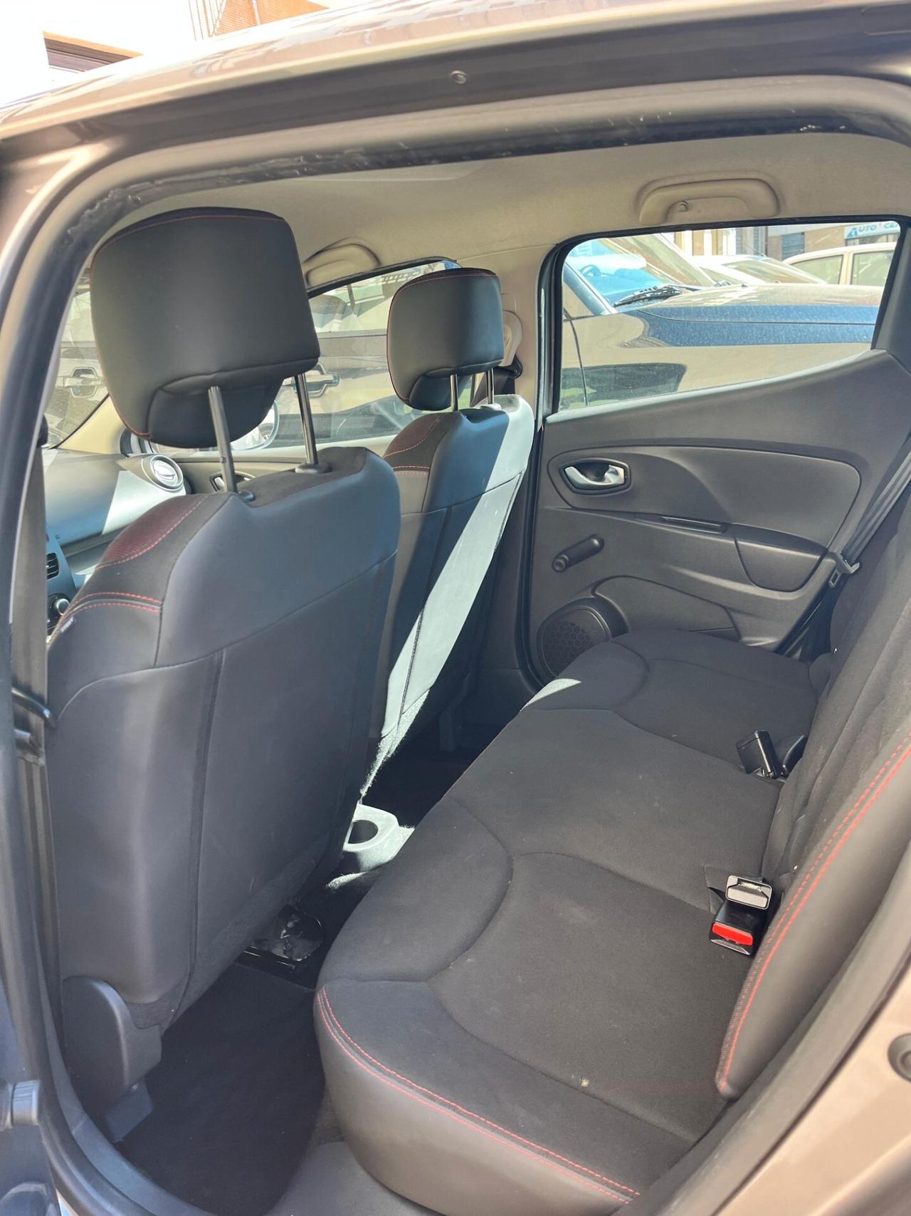 Renault Clio 1.2 75CV 5 porte Life