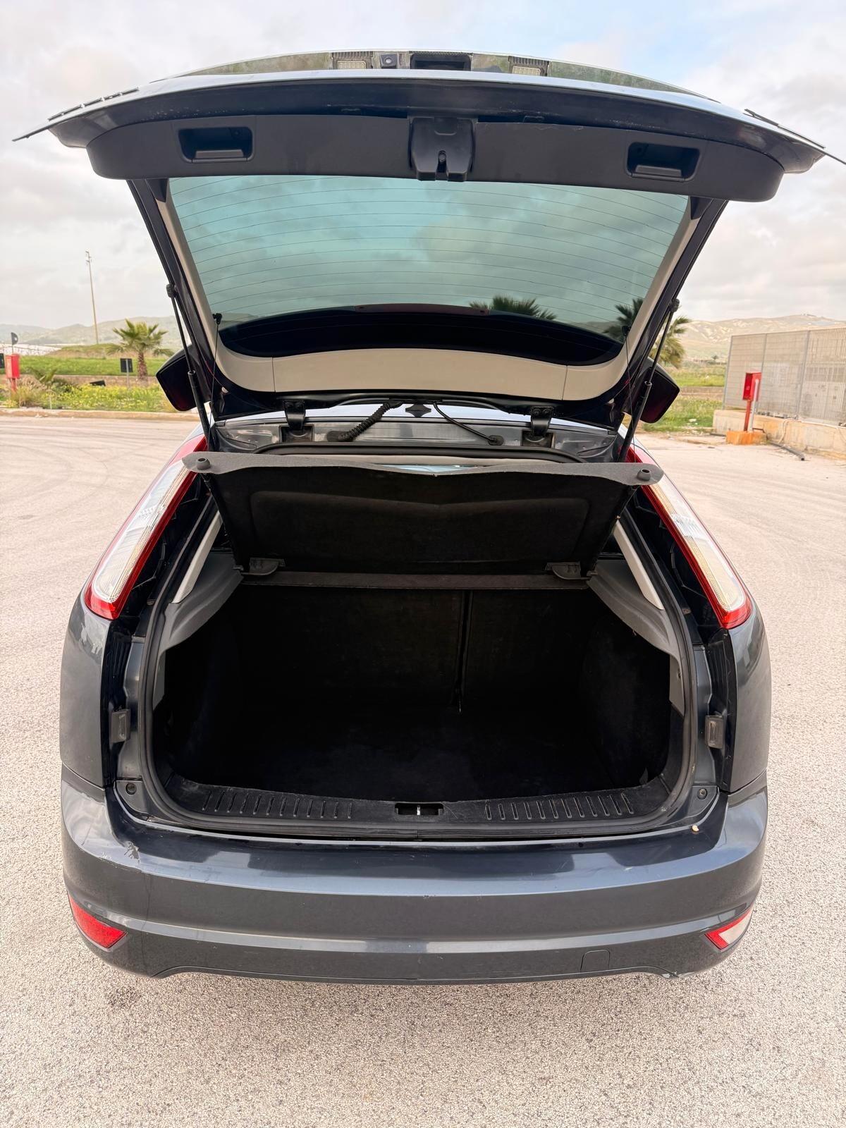 Ford Focus Focus+ 1.6 TDCi (110CV) 5p. DPF