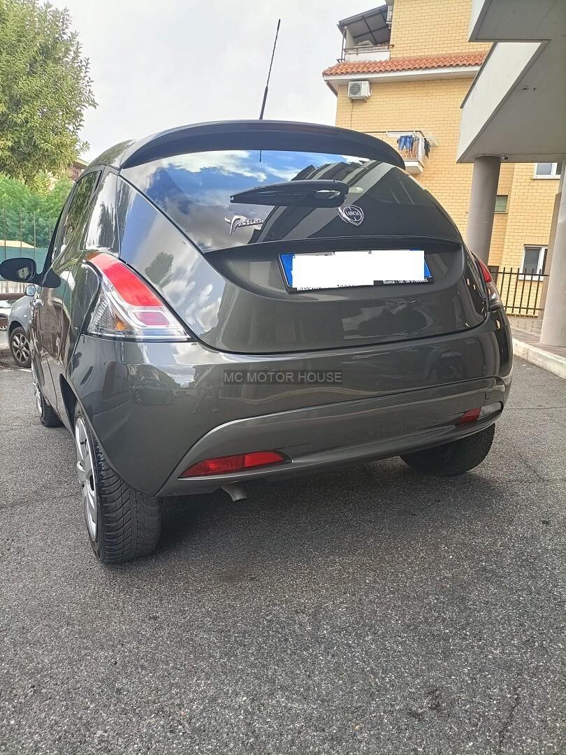 YPSILON 1.2 BENZINA 69cv*NEOPATENTATI*PERMUTE/RATE