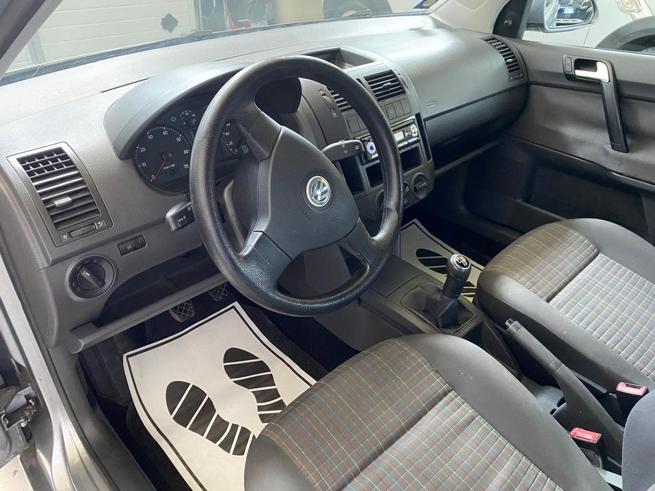 Volkswagen Polo 1.2 5p. Trendline