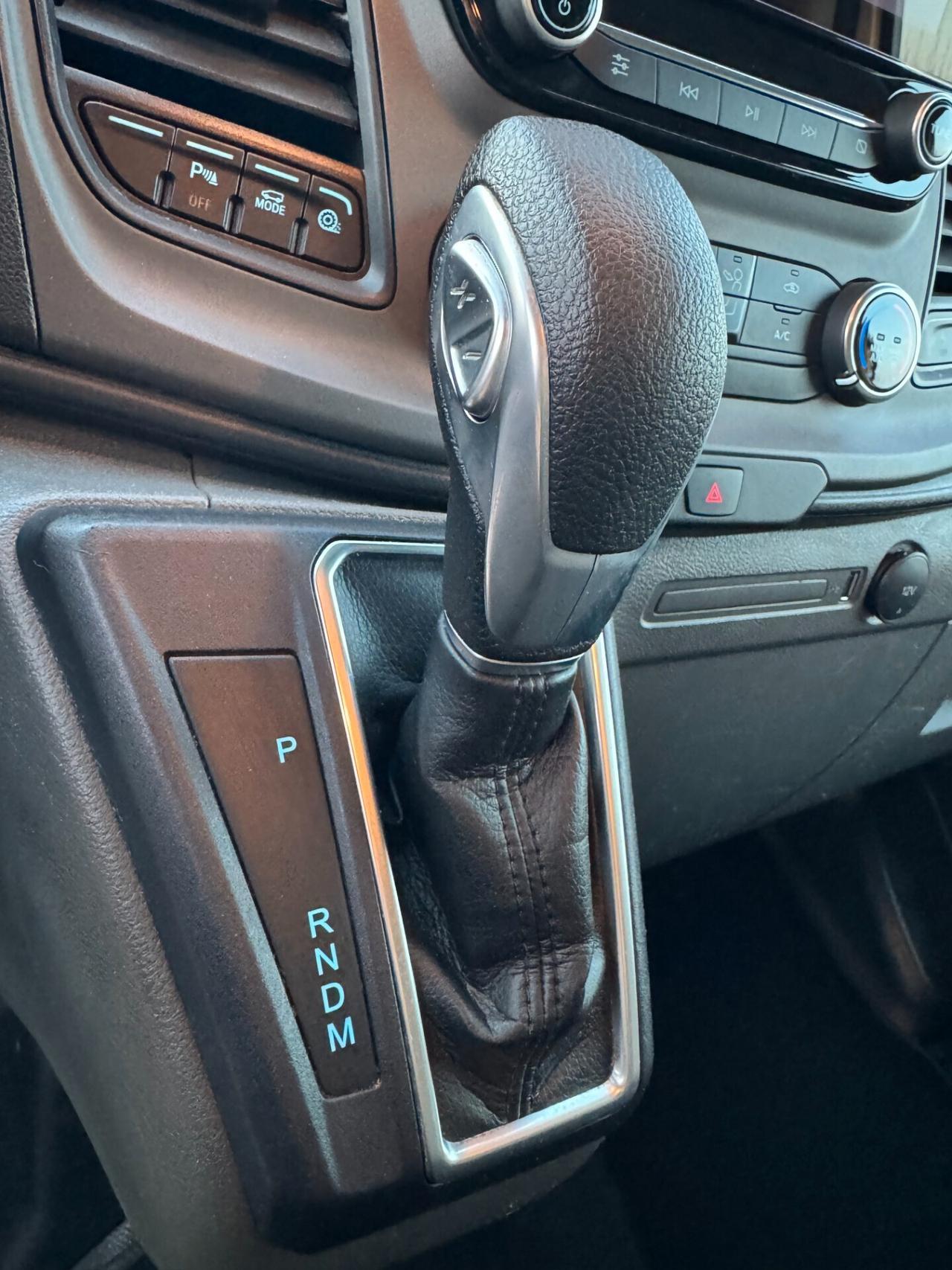 Ford Transit Custom 300 2.0 EcoBlue 130 aut. PL Furgone Titanium