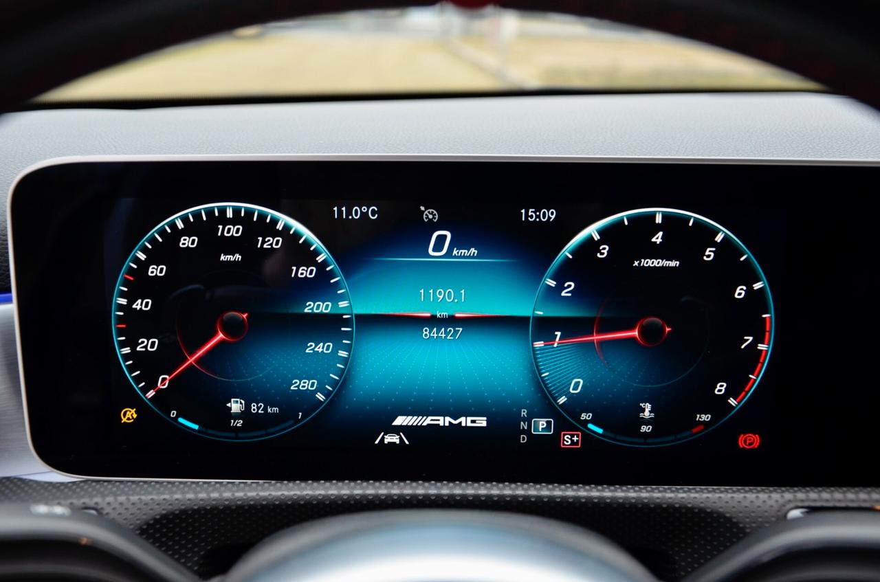 MERCEDES-BENZ A 35 AMG RACE EDITION 4MATIC 306cv AUTO, ECCELLENTI CONDIZIONI, UFF ITALIANA, EURO 6D, TETTO, NIGHT PACK, HI-FI BURMESTER, SCARICO, SOSPENSIONI ADATTIVE, MULTIBEAM, 19", PERMUTE