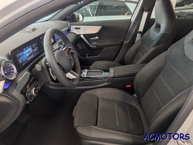 MERCEDES-BENZ A 200 Automatic AMG Line Premium