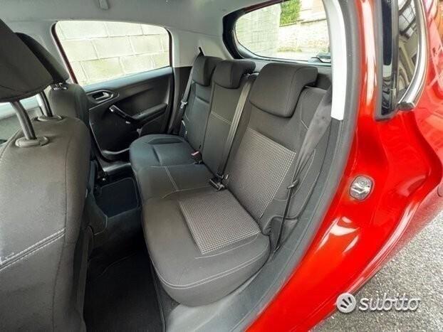 Peugeot 208 BlueHDi 75 5 porte Active