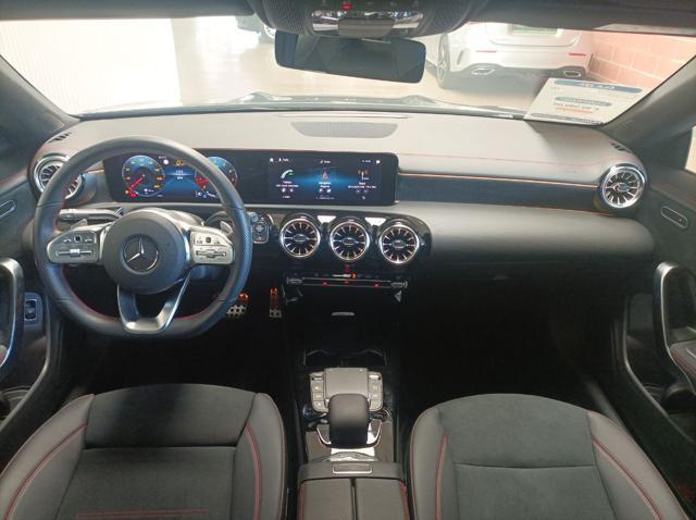 MERCEDES-BENZ CLA 250 Automatic Premium