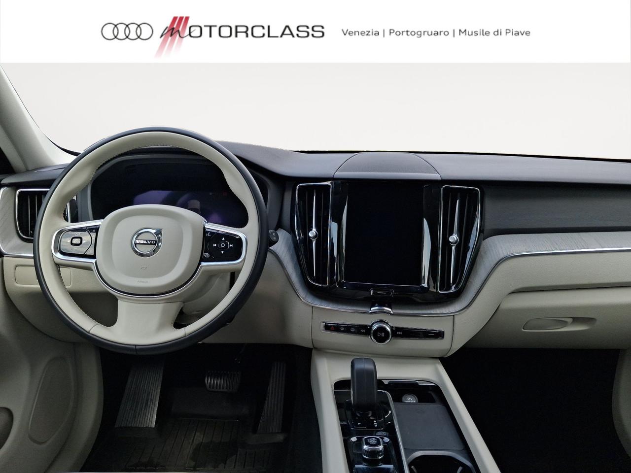 Volvo XC60 2.0 b4 plus dark awd automatico
