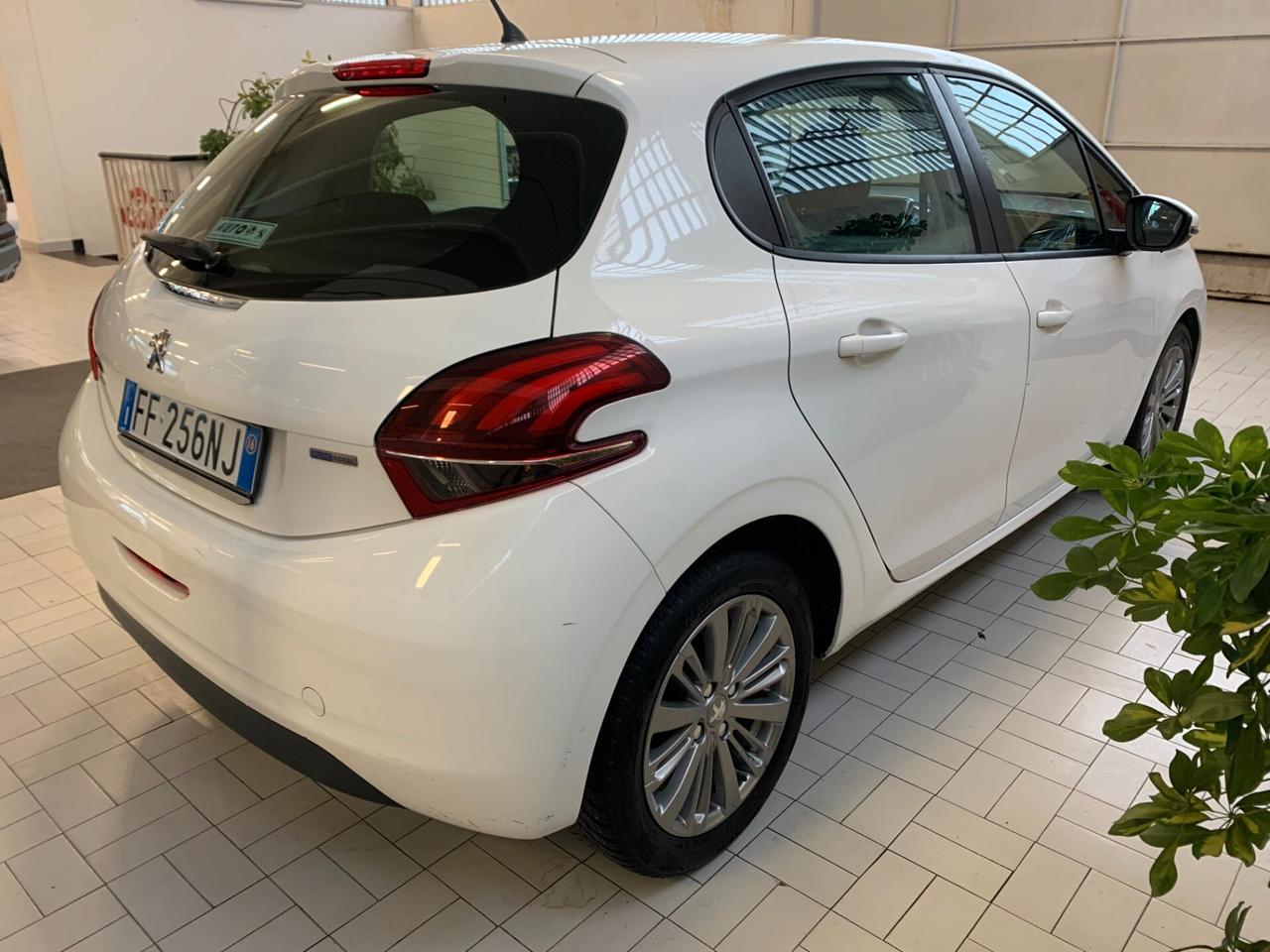 Peugeot 208 PureTech 82 5p. GPL OK NEO PATENTATI