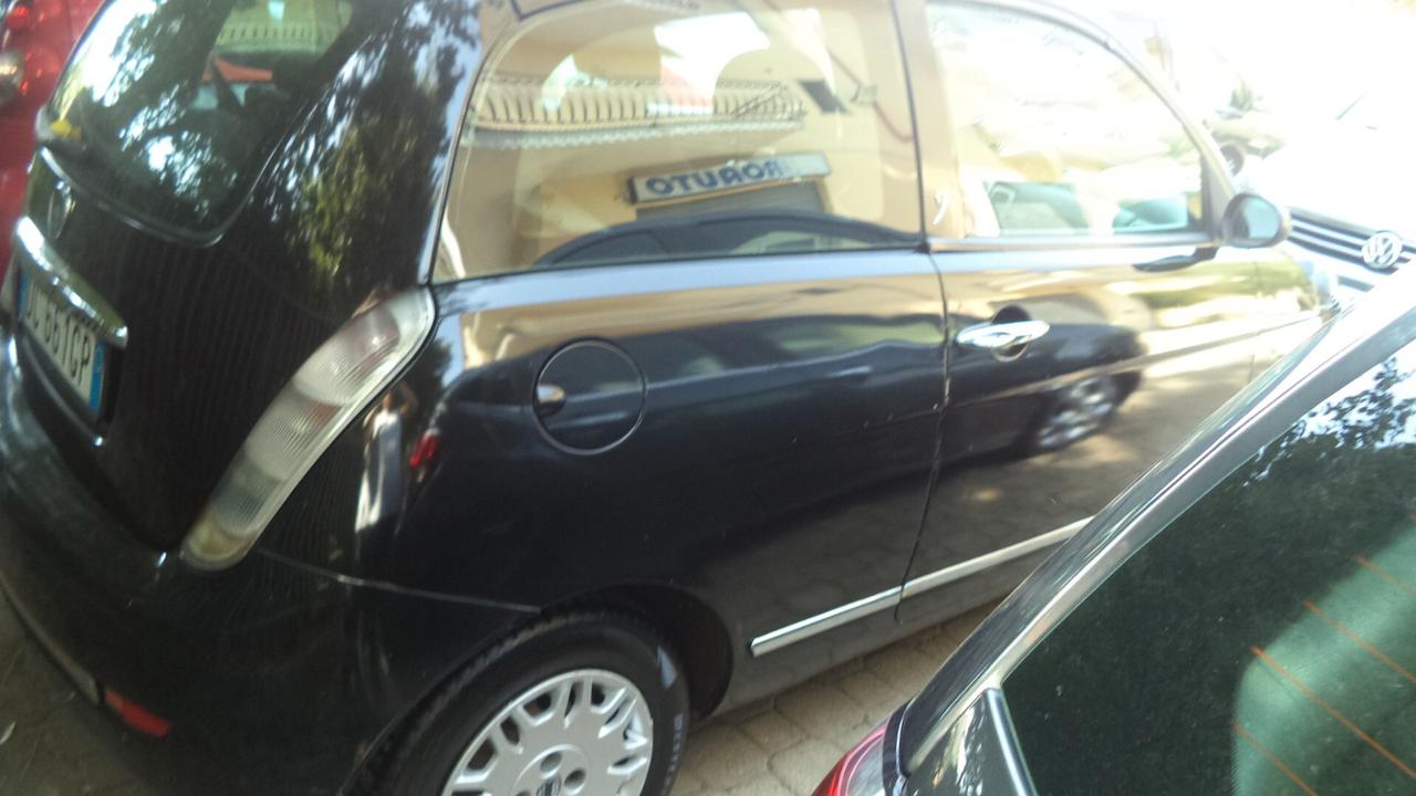Lancia Ypsilon 1.2 Argento