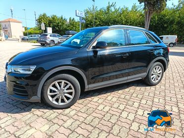 Audi Q3 2.0 tdi Business 120cv