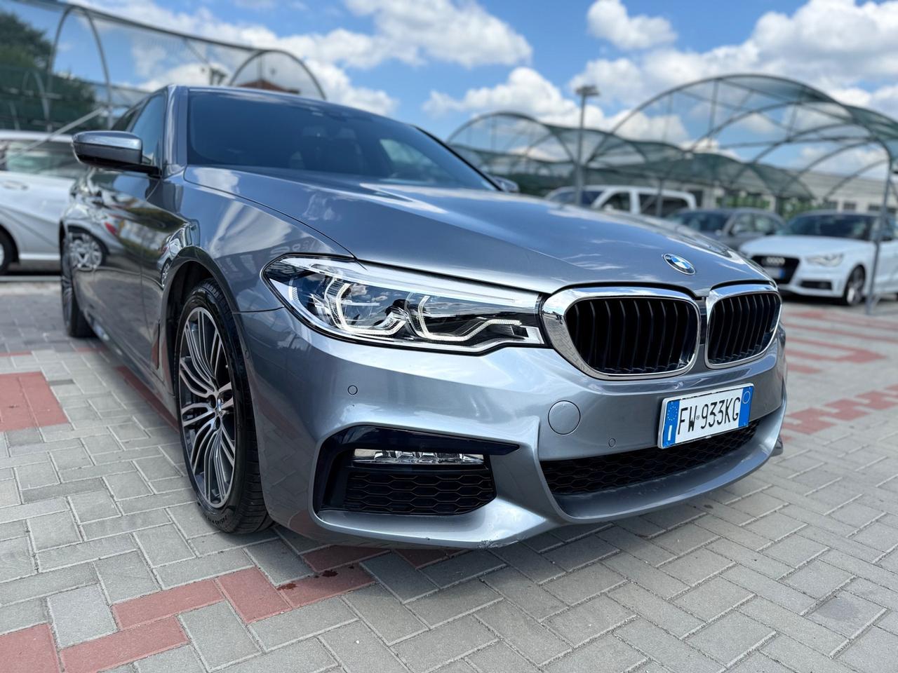 Bmw 520d aut. Touring Msport,CERCHI 19 ,IVA ESPOSTA