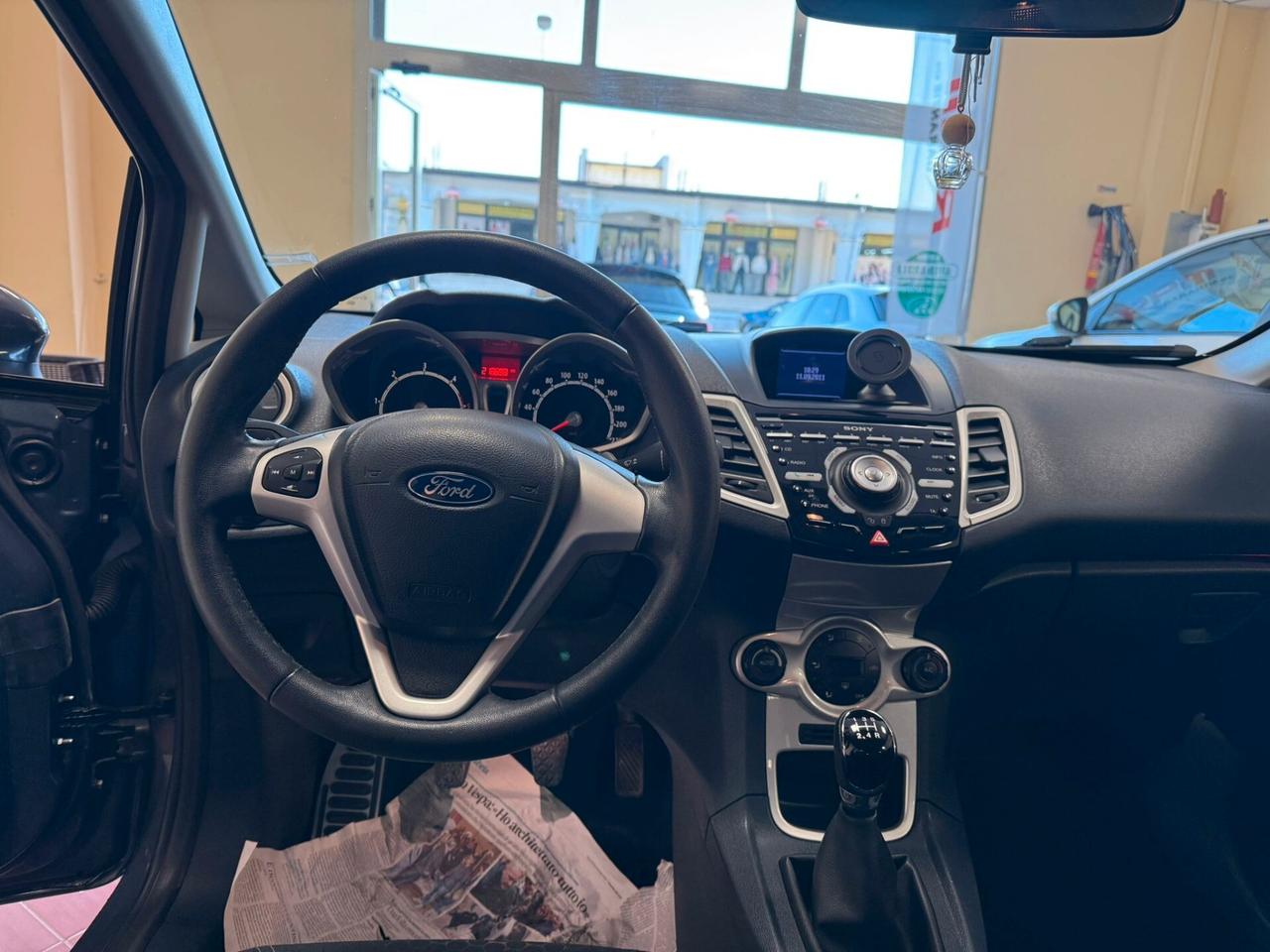 Ford Fiesta Ikon 1.4 TDCi 70CV 5 porte
