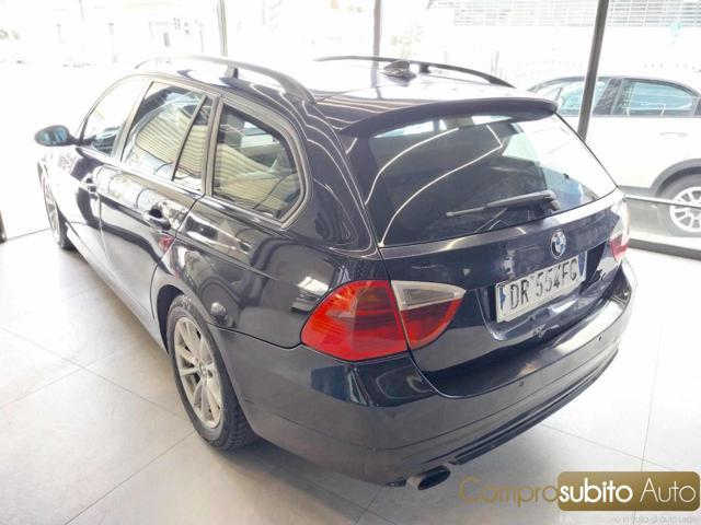 BMW 320 d Automatica Navi Touring MSport