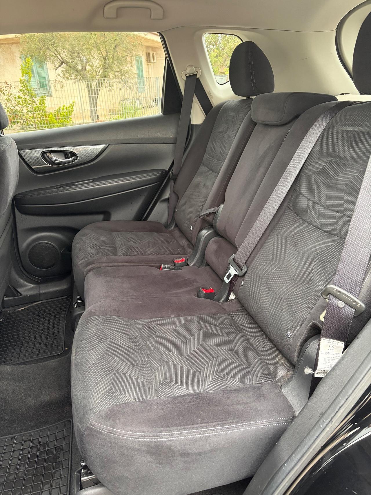 Nissan X-Trail 1.6 dCi 2WD Tekna