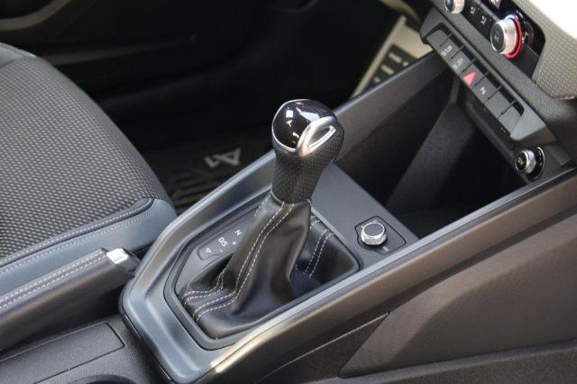 AUDI A1 SPB 35 TFSI S tronic Identity Black