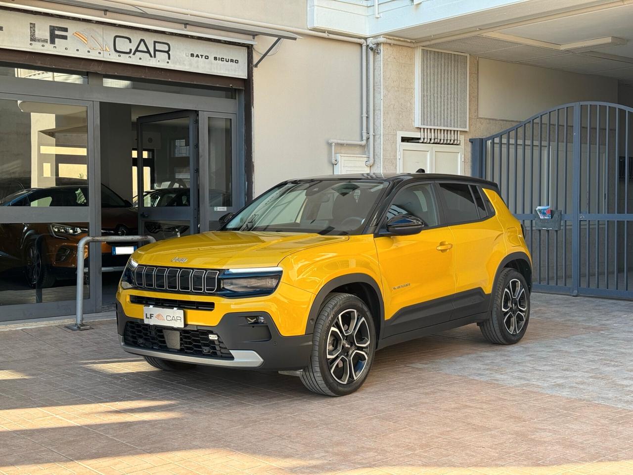 Jeep Avenger 1.2 Turbo 100 cv MHEV Summit