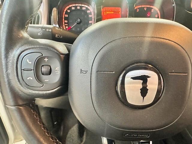 Fiat Panda 1.0 FireFly S&S Hybrid City Cross TRUSSARDI