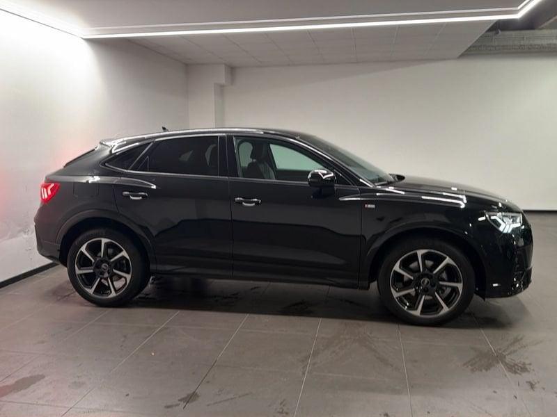 Audi Q3 Q3 SPORTBACK 35 2.0 TDI S LINE QUATTRO S-TRONIC 150CV