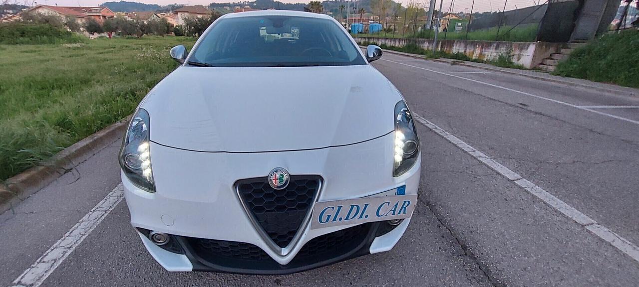 GIULIETTA SUPER 1,6 DIESEL 120 CV AUTOMATICA U-CONNECT STRAFULL OPTIONAL IMPECCABILE