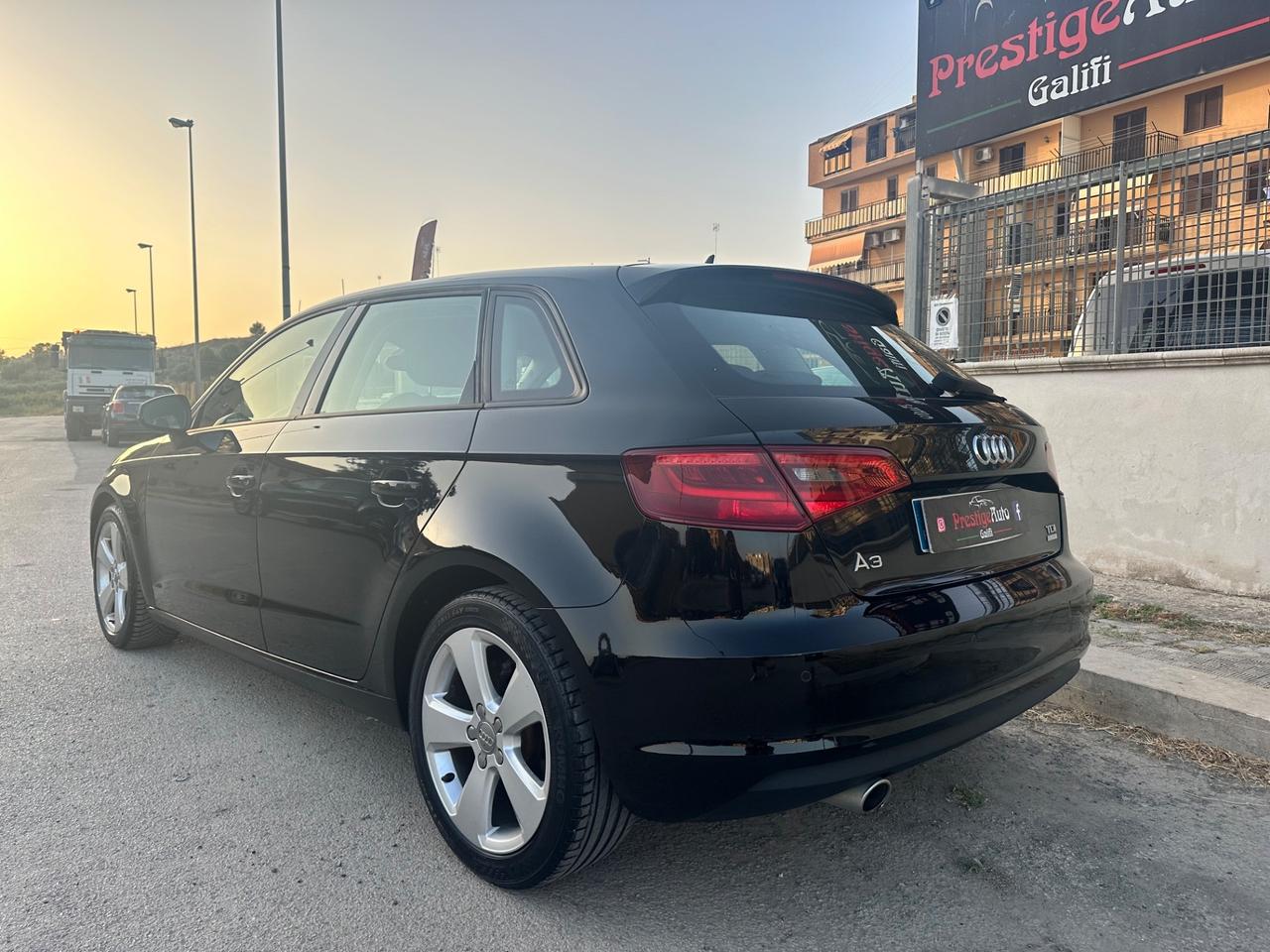Audi A3 1.6 TDI clean diesel Ambiente