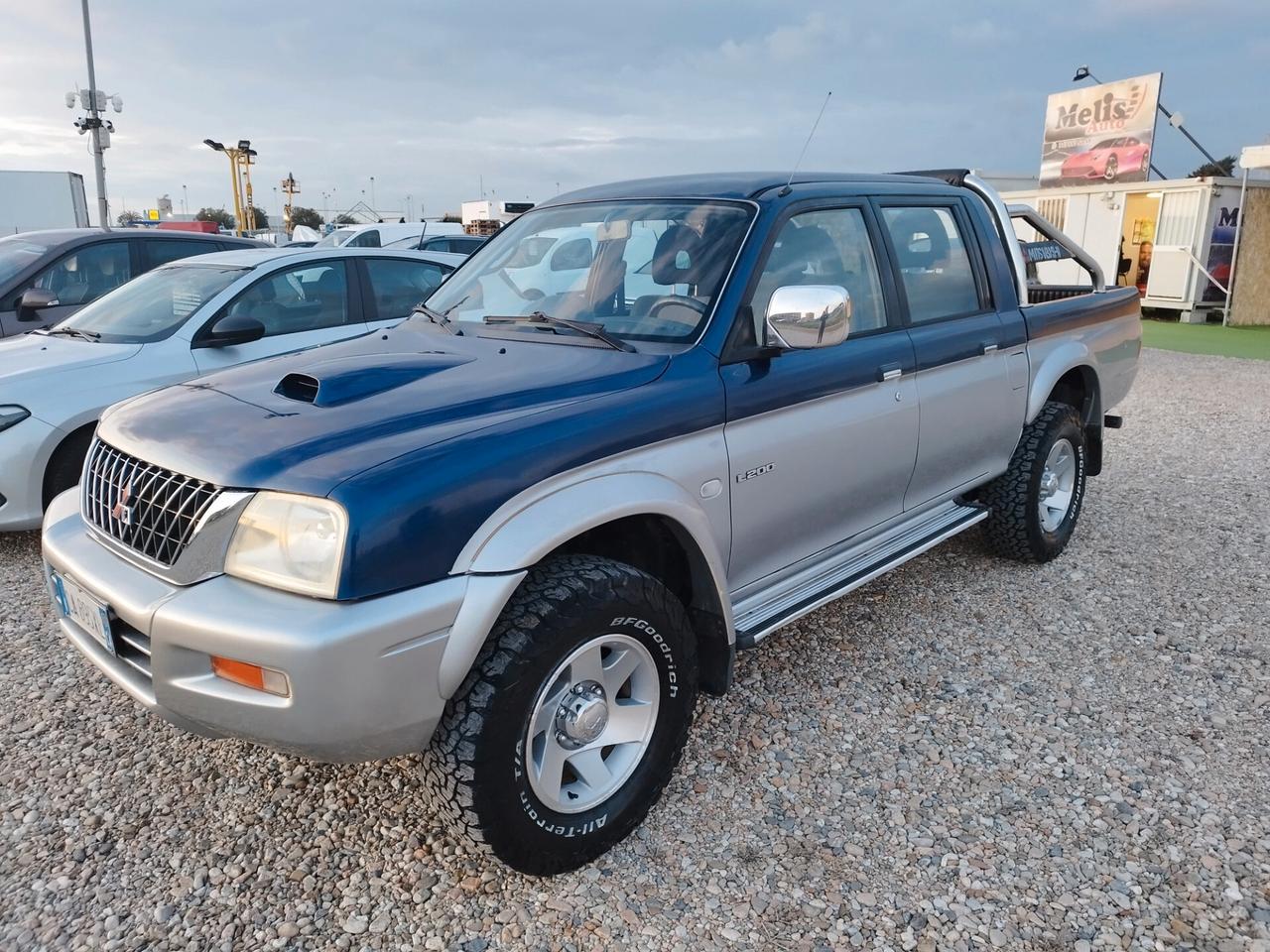 MITSUBISHI L200 DOUBLE CAB GLS TARGET 4WD 115CV