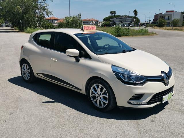 RENAULT Clio dCi 8V 90 CV EDC automatica 5p. Energy Busines