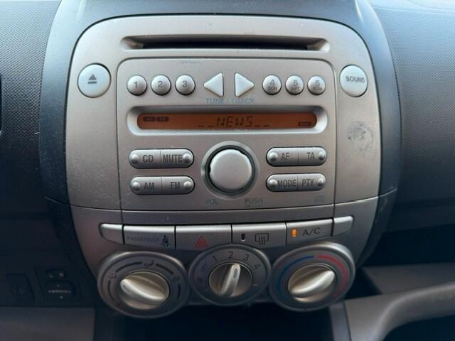 Daihatsu Sirion 1.0 Sho Gpl