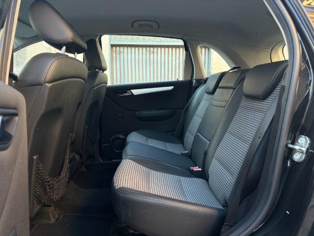 MERCEDES-BENZ B 200 CDI Sport