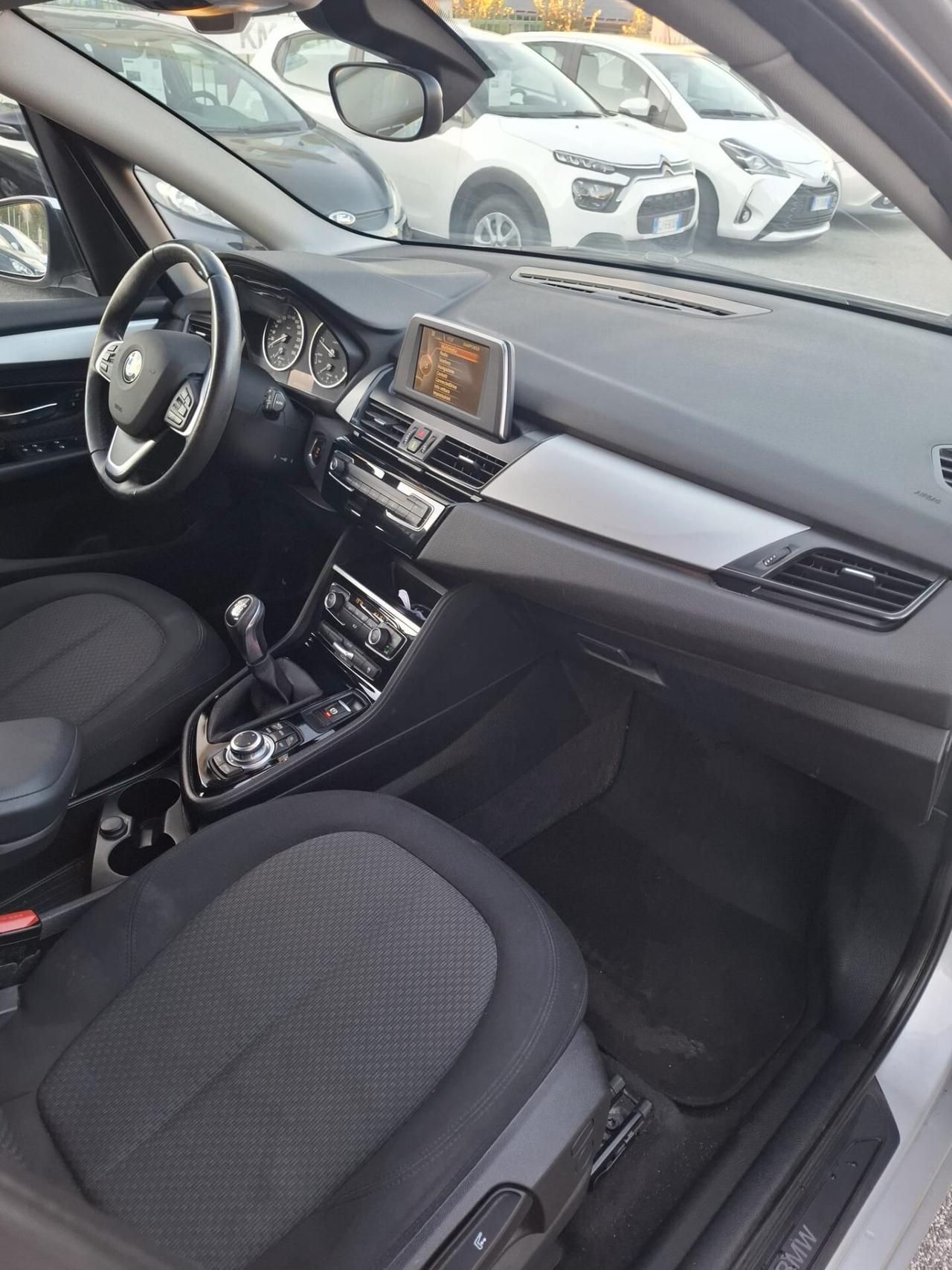 Bmw 2er Active Tourer 218d Advantage - 2015