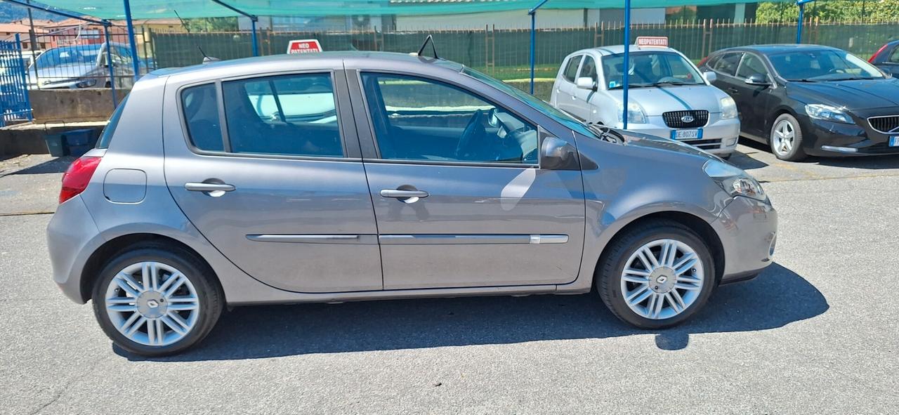 Renault Clio 1.2 16V 5 porte Live!